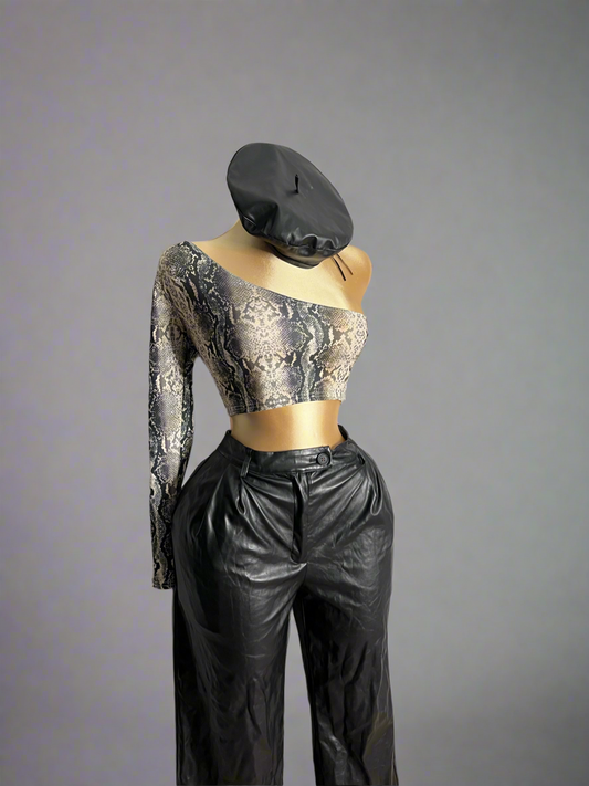 Top con estampado de serpiente